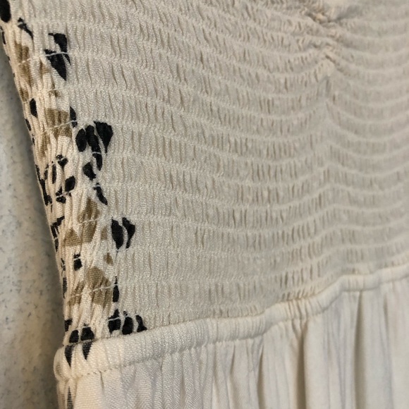 Element Maxi dress. Cream with bursts of colour. Size M-fits like a S. - Picture 8 of 13